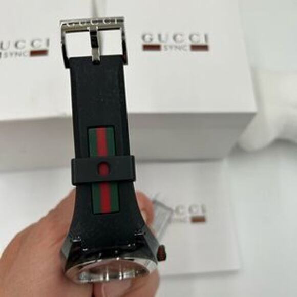 Unisex Gucci sync quartz watch made in Italy - Picture 3 of 10